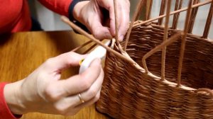 Красивая сумка из бумажной лозы - подробный МК!