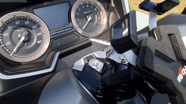 Handyhalterung / Navihalterung HONDA FORZA 350 300 125 смотреть онлайн