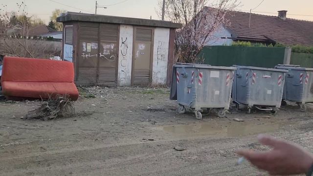 Nosimo Ketering Nadi Djukic (bacamo pegle ) davimo se u smradu ljubi je Jelenko Žohar смотреть онлайн