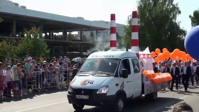 Parade anniversaire à Nizhnekamsk - 30 Août 2018 смотреть онлайн