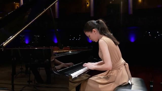 Alexandra Dovgan - Jesús Alegría de los hombres смотреть онлайн