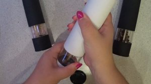 Обзор электрической мельницы с подсветкой/ Гаджет на кухню