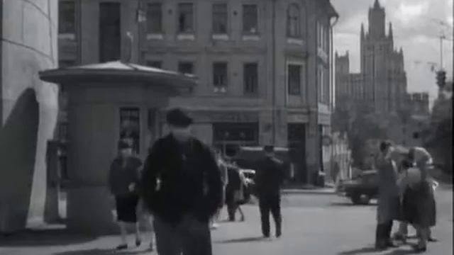 Лев Кулиджанов / Когда деревья были большими (1962) смотреть онлайн