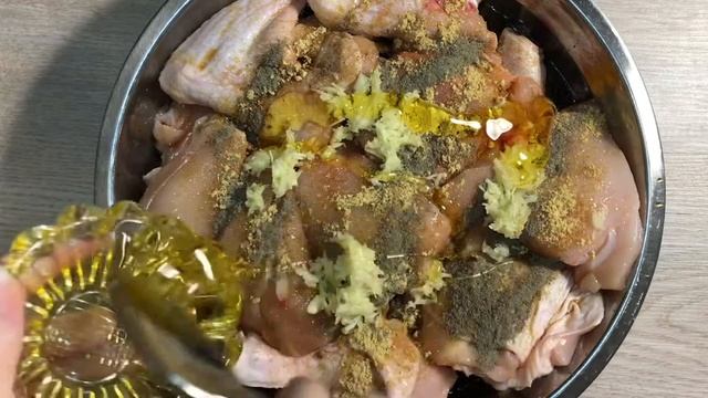 НЕВОЗМОЖНО ОТОРВАТЬСЯ! Оболденная курица в соусе ТЕРИЯКИ в духовке (меню на Новый год 2021) смотреть онлайн