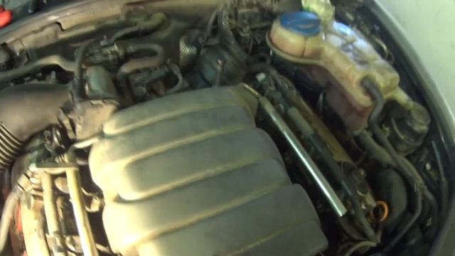 Ауди А6 С6 2.4 замена термостата / Audi A6 C6 2.4 replacement of [thermostat] смотреть онлайн