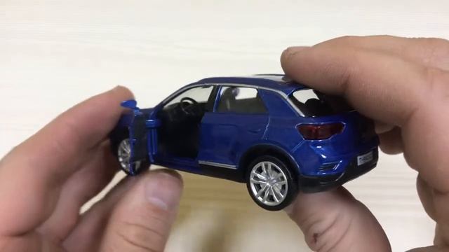 VOLKSWAGEN T-ROC смотреть онлайн