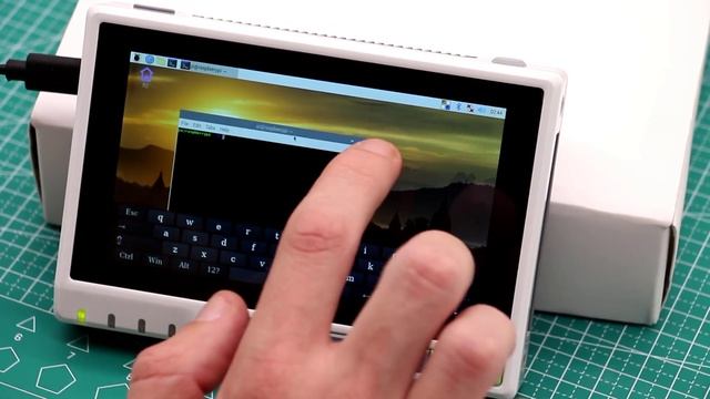 Raspberry Pi 4 CM Carrier Board with Screen | reTerminal Review, Unboxing, Machine Learning Demos смотреть онлайн