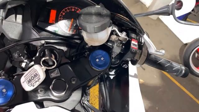 2013 Honda CBR600RR смотреть онлайн