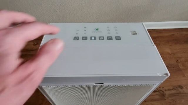 To Buy Or Not To Buy: Air Oasis iAdaptAir Air Purifier | Product Review смотреть онлайн