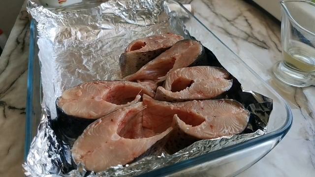 Я БОЛЬШЕ НЕ ЖАРЮ. Рецепт приготовления рыбы в духовке. Форель полная красной икры. смотреть онлайн