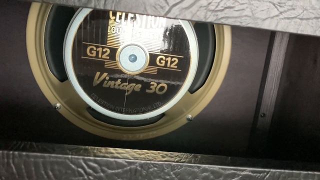 Monoprice Celestion G12 V30 1x12 (no demo) смотреть онлайн