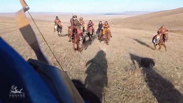 Traditional Mongolian Cavalry performing Horseback Archery . Namnaa Academy archers . смотреть онлайн