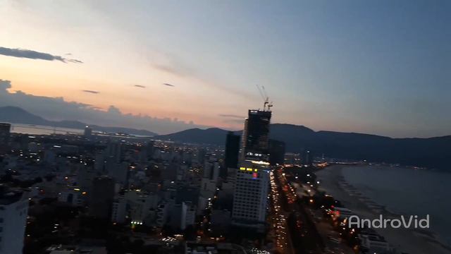 Вьетнам. Дананг. Вечеринка в Sala hotel в Дананге.Vietnam. Party at Sala Hotel in Da Nang. смотреть онлайн
