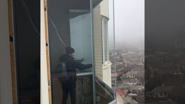 Безрамное остекление радиусного балкона смотреть онлайн