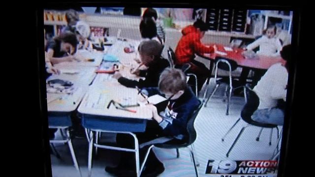 19 Action News Holiday Mail for Heroes 12/5/2012 смотреть онлайн