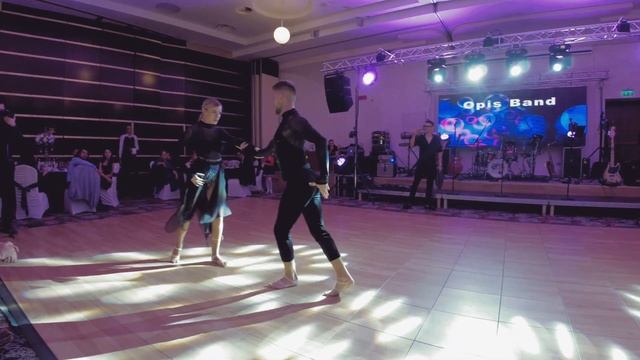 Armand si Lavinia - D.A. Iasi Kizomba смотреть онлайн