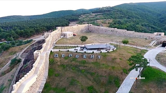 Дагестан Дербент крепость Нарын-Кала с высоты птичьего полета смотреть онлайн