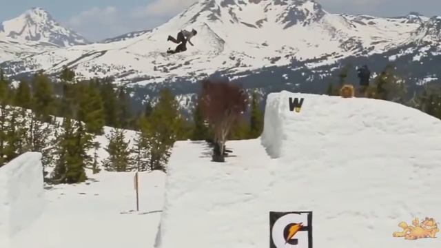Самые фантастические и невероятные трюки на сноубордах ✦ BEST OF SNOWBOARD ✦ LUCKY смотреть онлайн