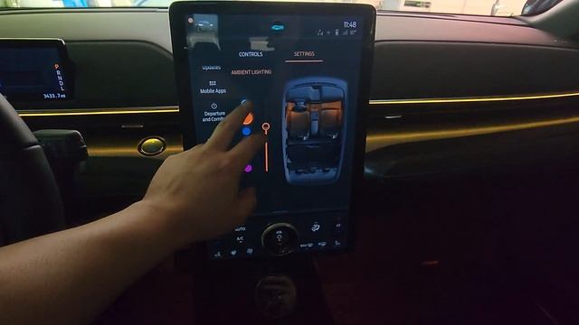 Additional Ambient Light for 2022 Mach-E GT смотреть онлайн