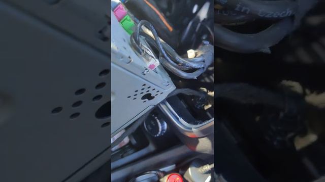 2014 CLA250 Command Center removal and installation смотреть онлайн