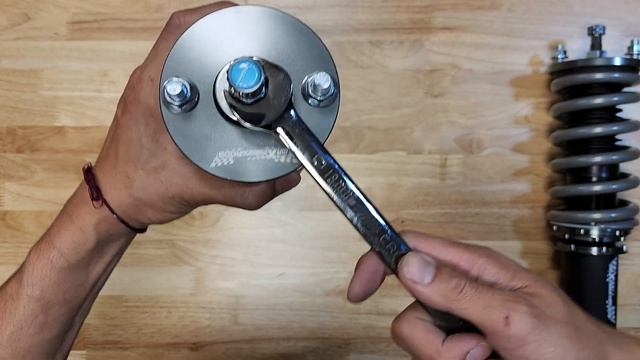 Civic EG Gets High Performance Coilovers - Maxpeedingrods SP2 смотреть онлайн