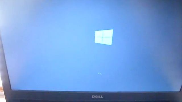 Установка в ноутбук Dell Inspiron 3567, Windows 8 1 Профессиональная