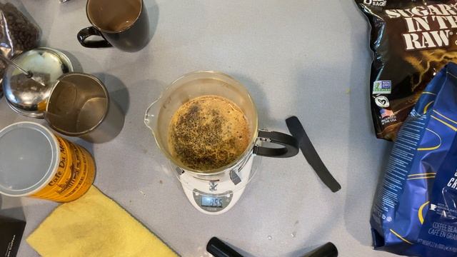 Brewing and Unboxing of Luwak Coffee смотреть онлайн