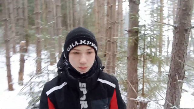 Первый лёд 2021-22 | рыбалка на окуня | дикий пруд в лесу смотреть онлайн