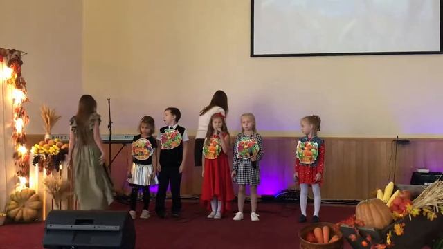 Дети на жатве  стихи