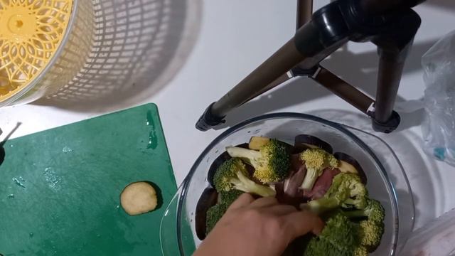 Индейка с овощами - Брюсельская капуста с индейкой