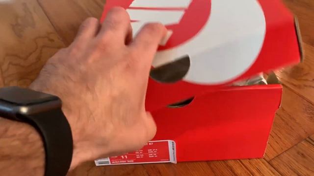 Nike React Element 87 “Moss” смотреть онлайн