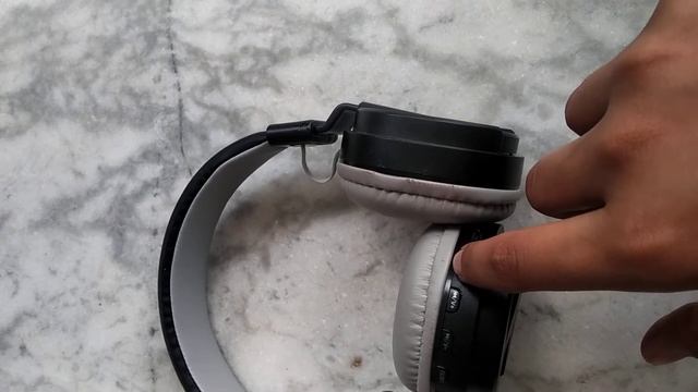 How To Insert Memory Card On Headphones| 2021|  ?SD Card Dalne Ka Sahi Tareka| #Alle Eins