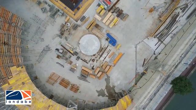 Landabe Timelapse of the construction of the bus station in San Sebastian (Basque Country) смотреть онлайн