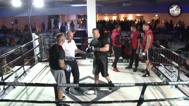 Karl Standing vs Pete Lester - FLUK Birmingham - Sept 2018 смотреть онлайн