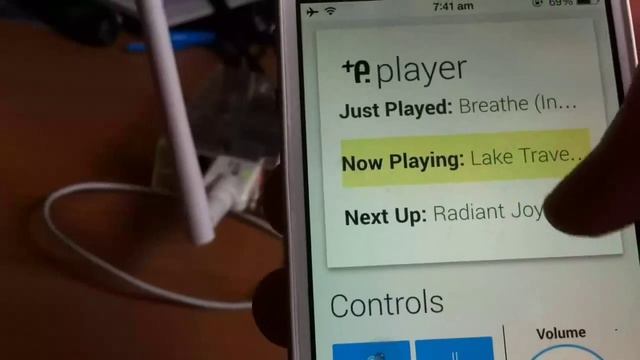 Wireless Raspberry PI Music Control w/ Websockets and an iPhone смотреть онлайн