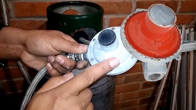 Calentador De Agua A Gas Calienta Demasiado / REGULAR TEMPERATURA смотреть онлайн