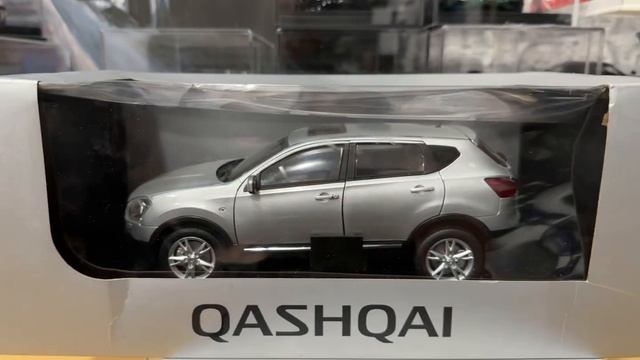Paudi Models Nissan Qashqai 2007 (2177S) Scale 1:18 смотреть онлайн