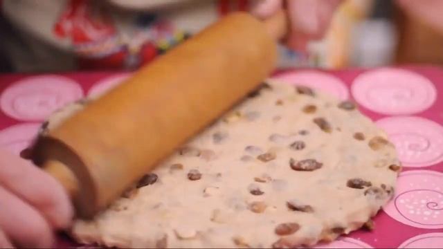 Новогодние рецепты Вкусный, ароматный рождественский Штоллен веган смотреть онлайн