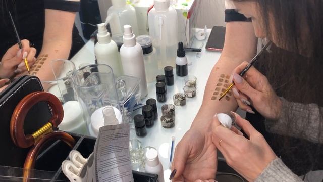 Хна Вельвет смотреть онлайн