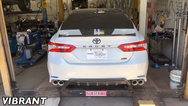 Toyota Camry XSE 3.5L V6: VIBRANT BOTTLE RESONATORS Vs STRAIGHT PIPE! смотреть онлайн