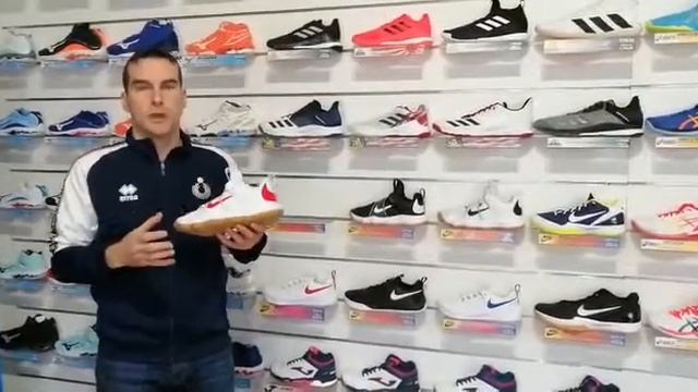 React HyperSet: novità esplosiva in casa Nike! смотреть онлайн