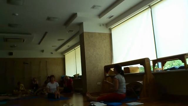 пасчимоттанасана