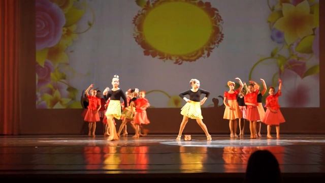 Ансамбль спортивных бальных танцев 