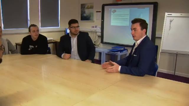 Alex Mills talks to ITV смотреть онлайн