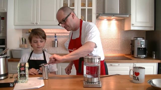 WMF KITCHENminis skleněná rychlovarná konvice VARIO 1,0L смотреть онлайн