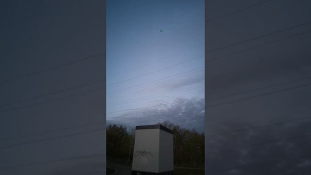 Запускаем самолет на радиоуправлении. смотреть онлайн