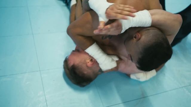 KING OF THE STREETS: HOCKEY FIGHTS - "EL GRECO" [AEK ATHENS HOOLIGAN] VS "WĄSU" [STREETFIGHTER] смотреть онлайн