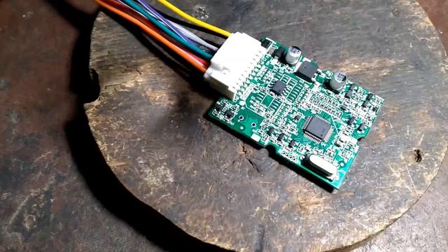 11,10,2023 Запуск CANbus адаптера Hiworld JP02.10 с Canhackera смотреть онлайн