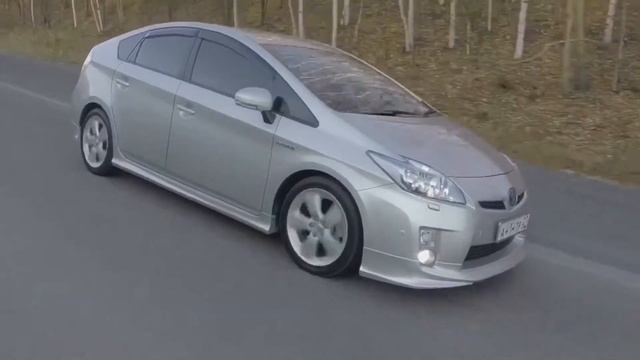 Toyota Prius 2010 смотреть онлайн
