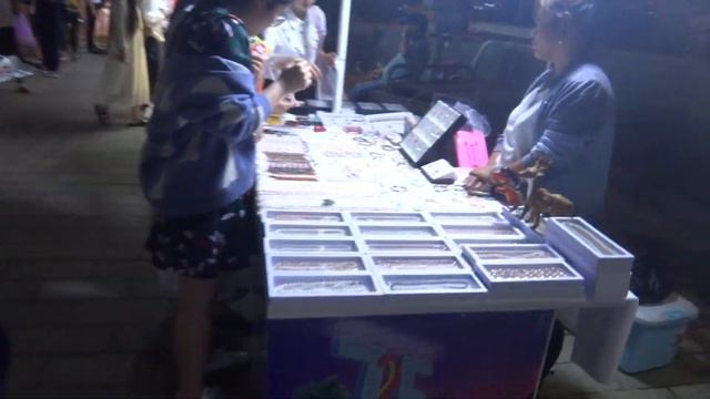 Бэйдайхэ. Прогулка пр китайскому "Арбату".(часть 2).2019 год смотреть онлайн